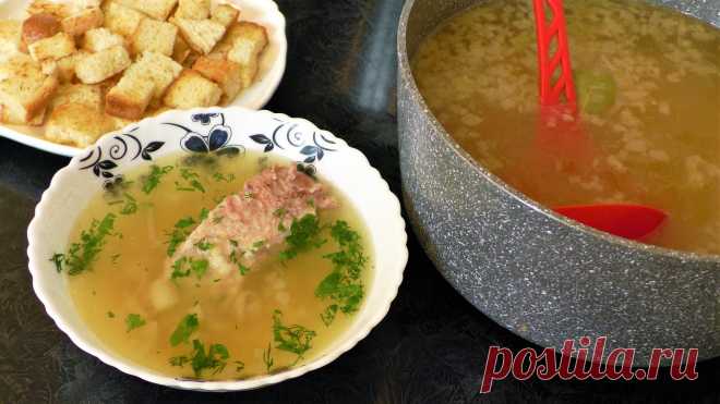 Вкуснейший гороховый суп с копченостями. Старинный классический рецепт. Суп готовится на раз, два, три и даже ребенок справится с его приготовлением.