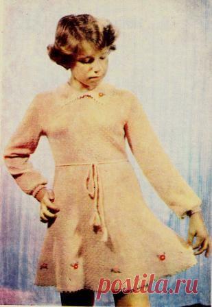 Машинное вязание модели. Детское платье (размер 38—40)