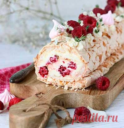 Меренговый рулет кокос-малина-маскарпоне – пошаговый рецепт