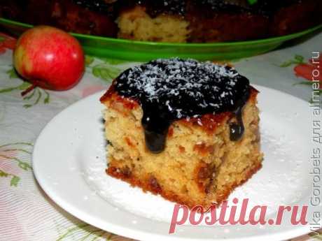 Фруктовое пирожное с яблоками и изюмом