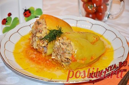 Перец, фаршированный мясным фаршем и рисом в мультиварке
