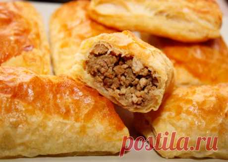 Пирог из слоеного теста с мясом - Проверенные временем и новые