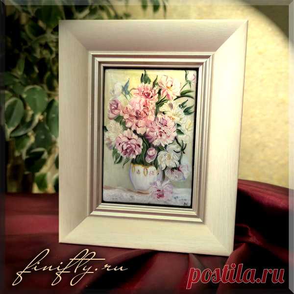 Панно Цветы.
Ростовская финифть (горячая художественная эмаль). Багет.
Описание и цены по https://finifty.ru/catalog/panno-finift/19-1
Ассортимент изделий обновляем еженедельно.
Доставка по России Почтой России и СДЭК. 
По Москве курьером.

#нашафинифть #картина #эмаль #финифть
ись. Финифть.