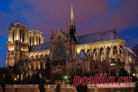 "Собор Парижской Богоматери". Фильм и мюзикл по роману Виктора Гюго. Видео.