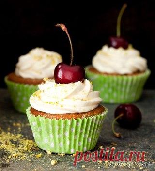 Топ-5 ореховых капкейков

Фисташковые капкейки

Ингредиенты на 12 штук:
Показать полностью…