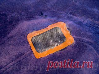 Как заклеить надувной матрас. — Делимся советами