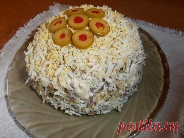 Готовим вкусно: Салат с языком и сыром 