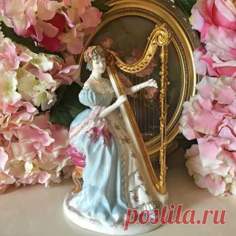 Изящные статуэтки Royal Worcester