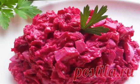 Очень яркий, вкусный, нежный, сытный салат из свеклы с сыром и яйцами (по-новому)