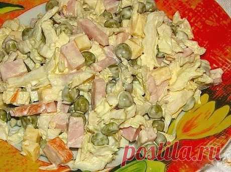 Салат "Леди Винтер" - самый любимый! 

Это действительно вкуснейший салат. Сколько бы ни сделали - съедается весь! Это салат, который можно приготовить и на скорую руку в случае внезапно нагрянувших гостей, и на праздничном столе он тоже не будет проигрышным вариантом... 

Салат "Леди Винтер" прост в приготовлении, так что с ним могут справиться даже те, кто редко занимается готовкой. 

Количество продуктов я буду приводить на глаз, потому как никгда не готовлю салаты стро...