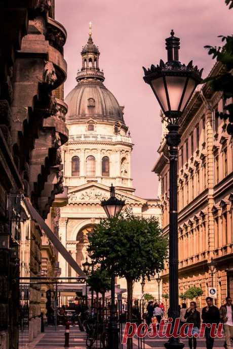 Budapest, Hungary so lovely #budapest #hungary #travel  |  Пин от пользователя terttu kukkonen terttu на доске Awesome Views