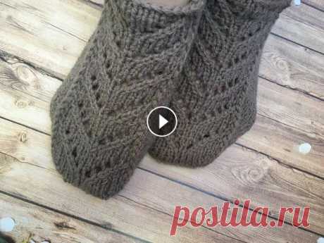 БЫСТРЫЕ И КРАСИВЫЕ СЛЕДКИ ДВУМЯ СПИЦАМИ! СЛЕДКИ ДЛЯ НАЧИНАЮЩИХ!!! Удобные следки на двух спицах с красивым узором &quot;ёлочка&quot; Вяжутся легко и быстро, буквально за 1-2 часа! ссылки на мои видео: МК следки двумя...