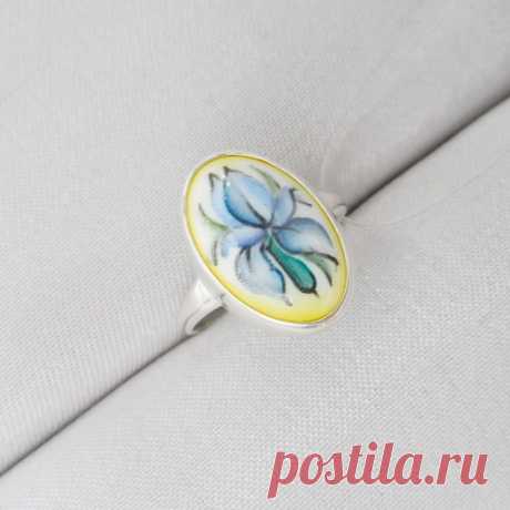 Серебряное кольцо Финифть
