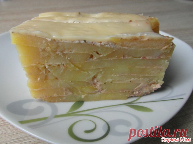 Пряная картофельная запеканка-гарнир. Всем привет.  Картофель на гарнир это классика. Уж в какой форме только его не подают, а все же как доходит дело до готовки, все варианты куда то исчезают...