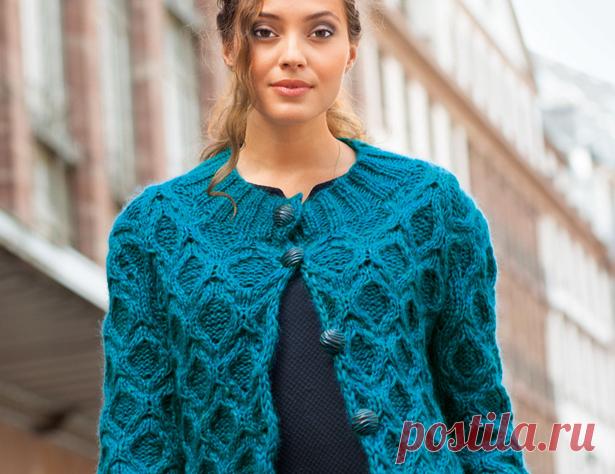Иссиня-зеленый жакет  с узором из ромбов - схема вязания спицами. Вяжем Жакеты на Verena.ru Схема и описание вязания на спицах иссиня-зеленого жакета  с узором из ромбов из журнала «Сабрина» №10/2017