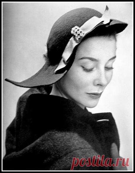 Bettina, photo by Georges Saad, L'Art et la Mode", 1947