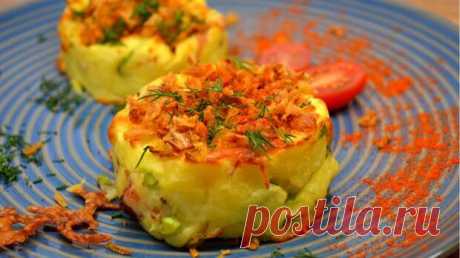 Картофельные кексы - БУДЕТ ВКУСНО! - медиаплатформа МирТесен Приветствую! Друзья, делюсь с вами очень простым и вкусным рецептом картофельных кексов. Ингредиенты: картофель, сливочное масло, 2 желтка, по желанию - ветчина или шинка. Немного подсолнечного масла для смазывания формы. Соль и перец по вкусу. Можно добавить мускатный орех. Небольшое количество