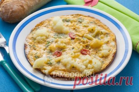 Омлет с цветной капустой на сковороде
