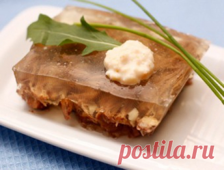 Холодец в скороварке получается очень вкусным, при этом готовится гораздо быстрее