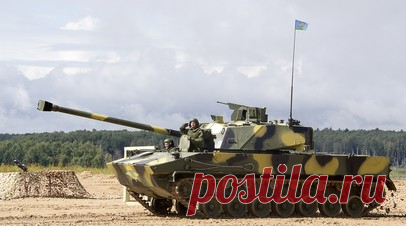 Десантируемый «Лотос»: как проходит разработка нового самоходного артиллерийского орудия для ВДВ. Новое самоходное артиллерийское орудие «Лотос» испытывается в зоне СВО. Об этом сообщил президент концерна «Калашников» Алан Лушников. В войсках это изделие должно будет заменить советское САО «НОНА». «Лотос» выполнен на базе БМД-4М и в полтора раза превосходит «НОНА» по дальности стрельбы, возимому боезапасу и интегральному показателю могущества основного осколочно-фугасного снаряда. Эксперты, со…