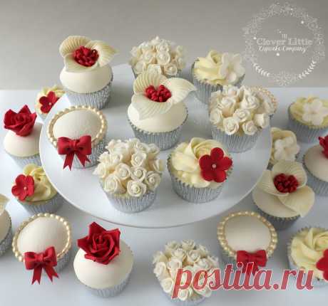 Wedding Cupcakes | Made to match the tiered cake. Mixture of… | Flickr