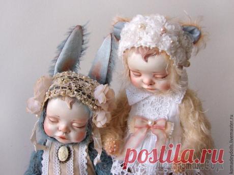 Мастер-класс: тедди-долл для начинающих Со слов автора. Этот мастер-класс для тех, кто хочет попробовать сделать тедди-долл и не знает, с чего начать. Здесь не будет уникальных секретов по лепке, росписи, пошиву, набивке и тонировке, которы...