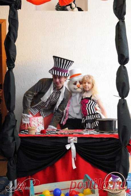 В погоне за Белым Кроликом | 189 фотографий