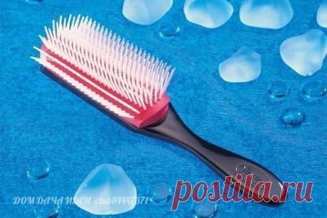 КАК БЫСТРО ПОЧИСТИТЬ РАСЧЕСКУ
чистая расческа - это залог красивых и здоровых волос

1. В банку или другую посуду наливаете воду 

Показать полностью…