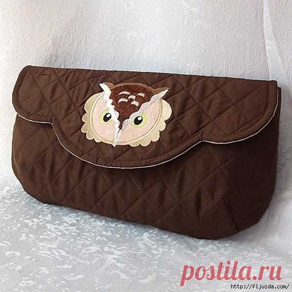 Самодельные сумочки, клатчи и косметички.