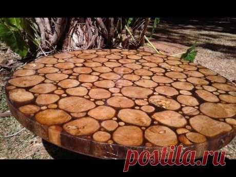 MESA DE RESINA E MADEIRA TAMPO