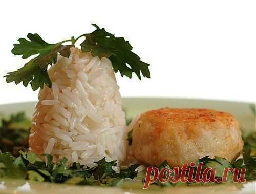 Диетические рыбные котлетки в пароварке