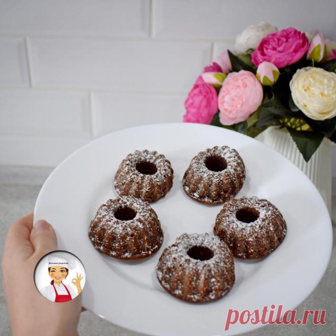 Десерт для тех, кто любит шоколад так, как я (шоколадный кекс)
Шоколадные кексы Шоколадные кексы Я не знаю, кто любит шоколад больше меня), возможно и есть такие люди, но я их не знаю. Шоколадные кексы — это прям моя отдушина! Рецепт приготовления простой, а выход — прекрасное настроение и райское наслаждение! Ну что , начнём готовить?! Ингредиенты: масло сливочное — 150 гр., мука — 400 гр., […]
Читай дальше на сайте. Жми подробнее ➡