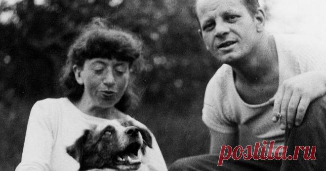 6 знаменитых пар, в которых мужья обрели славу и деньги благодаря своим жёнам Если жён гениев и упоминают в статьях, то только за перенесённые ими от своих знаменитых мужей мучения или же как скромных муз, которые помогали супругам исключительно тем, что вовремя подавали им завтраки и ободряюще им улыбались. Однако многие из гениев добились успеха благодаря совсем другой активности жён — своих соратниц, тайных соавторов и фактически ассистенток по связям с общественностью.