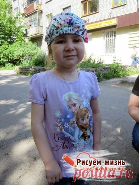 Здравствуйте, дорогие друзья!Сегодня Сашуля опять легла спать в три часа ночи. Потом днем ложится спать три раза.Опять у нас началось нарушение сна. К сожалению, вот так вот действуют на сашеньку противосудорожные препараты.Не спит ночами, бедненькая, сама мучается, спать хочет, а уснуть не может, плачет.Не пойму, что на нее так действует-эпиактивность постоянная или неправильно подобранные препараты.