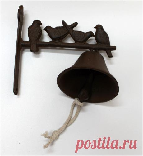 Колокольчики металлические чугунные кованые коричневые, белые, цветные в стиле Прованс и Кантри для дизайна интерьера квартиры, дома, дачи, сада, комнаты, гостиной, кухни и столовой можно недорого купить в интернет магазине Уголок Прованса в Москве