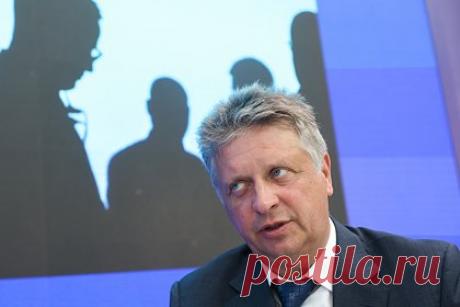 «АвтоВАЗ» допустил падение выпуска автомобилей. Производственный план «АвтоВАЗа» на 2024 год, составляющий 500 тысяч автомобилей Lada, может быть пересмотрен в сторону снижения, рассказал президент автопроизводителя Максим Соколов. По его словам, причиной падения выпуска может стать стагнация авторынка, связанная с периодом высоких ставок в экономике.