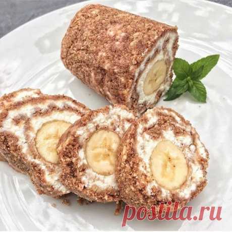 Творожно-банановый рулет