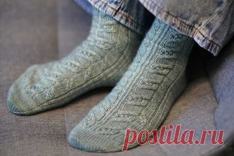 Lyon Memories Socks by Zanete Knits