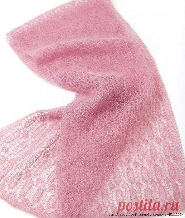 Палантин спицами.