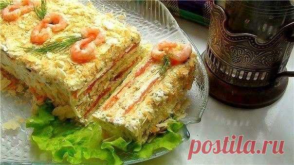 ТОП-5 САМЫХ ВКУСНЫХ ЗАКУСОЧНЫХ ТОРТОВ 

1) Рыбный закусочный торт

ИНГРЕДИЕНТЫ:
● 5 шт. вафельных коржей 
● 1 банка рыбных консервов в масле, по желанию, сгодятся и обычные сардины 
● 3 вареных яйца 
● 150 гр. твердого сыра 
● 1 зубок чеснока майонез зеленый лук 

ПРИГОТОВЛЕНИЕ:
По отдельности измельчить яичные желтки и белки. Натереть на терке сыр. Консервы помять вилкою. Все начинки смешиваем с майонезом, количество и жирность которого, конечно же, по вкусу и смелости. П...