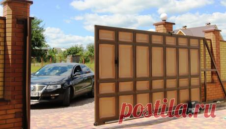 Откатные (сдвижные-раздвижные) ворота своими руками: установка и монтаж Сделать откатные ворота своими руками можно, если приобрести качественную фурнитуру и произвести все работы, следуя видеоинструкции. Электропривод для ворот откатных позволяет производить манипуляции с их открытием и закрытием в автоматическом режиме.