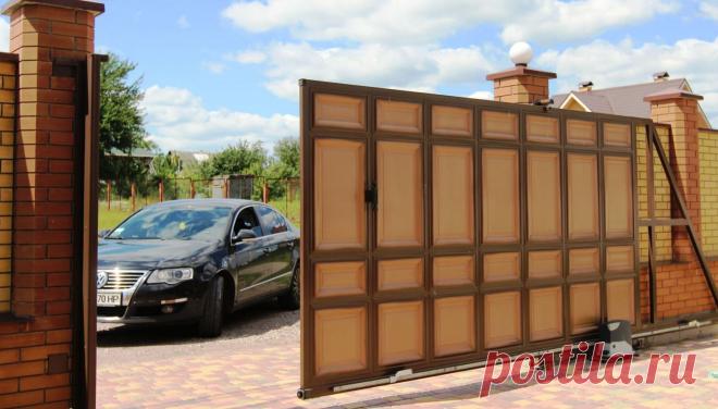 Откатные (сдвижные-раздвижные) ворота своими руками: установка и монтаж Сделать откатные ворота своими руками можно, если приобрести качественную фурнитуру и произвести все работы, следуя видеоинструкции. Электропривод для ворот откатных позволяет производить манипуляции с их открытием и закрытием в автоматическом режиме.