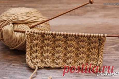 Красивый узор спицами
#вязание #спицами

Набрать количество петель кратно 4 + 3 петли для симметрии + 2 кромочных петли.

Показать полностью…