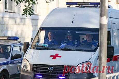 Сообщения о масштабной атаке на военный аэродром Саки в Крыму не подтвердились. В сети распространились сообщения о том, что Служба безопасности Украины (СБУ) и Военно-морские силы (ВМС) страны совершили масштабную атаку на военный аэродром Саки в Крыму. Российские власти опровергли данные сведения и доложили об успешном отражении ударов противника.