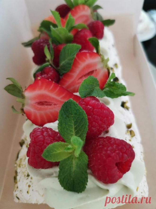 Десерт «Павлова» — кулинарный шедевр всех времен.
Если хотите прикоснуться к прекрасному, обязательно попробуйте десерт “Анна Павлова”! Это любовь...
Читай пост далее на сайте. Жми ⏫ссылку выше