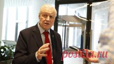 Миронов призвал создать подчинённое президенту ведомство по вопросам миграции. Председатель партии «Справедливая Россия — За правду», руководитель думской фракции СРЗП Сергей Миронов на «Форуме будущего 2050» предложил создать самостоятельную федеральную миграционную службу. Читать далее
