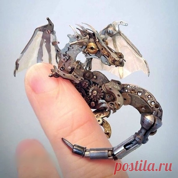 Дракон из старых часов