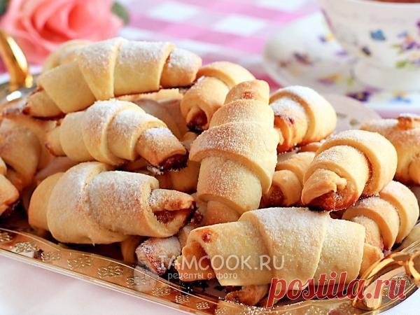 Рогалики на сметане и маргарине с повидлом — рецепт с фото Рассыпчатые рогалики с повидлом можно приготовить очень быстро ... Пеките печенье на маргарине или сливочном масле с разными начинками.