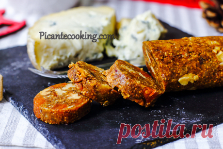 "Ковбаска" з інжиру з волоськими горіхами | Picantecooking