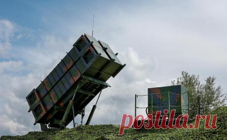 Минобороны сообщило о поражении трех пусковых установок и станции Patriot. Российские войска поразили три пусковые установки и уничтожили радиолокационную станцию AN/МPQ-65 ЗРК Patriot Вооруженных сил Украины (ВСУ), сообщила пресс-служба Минобороны России.